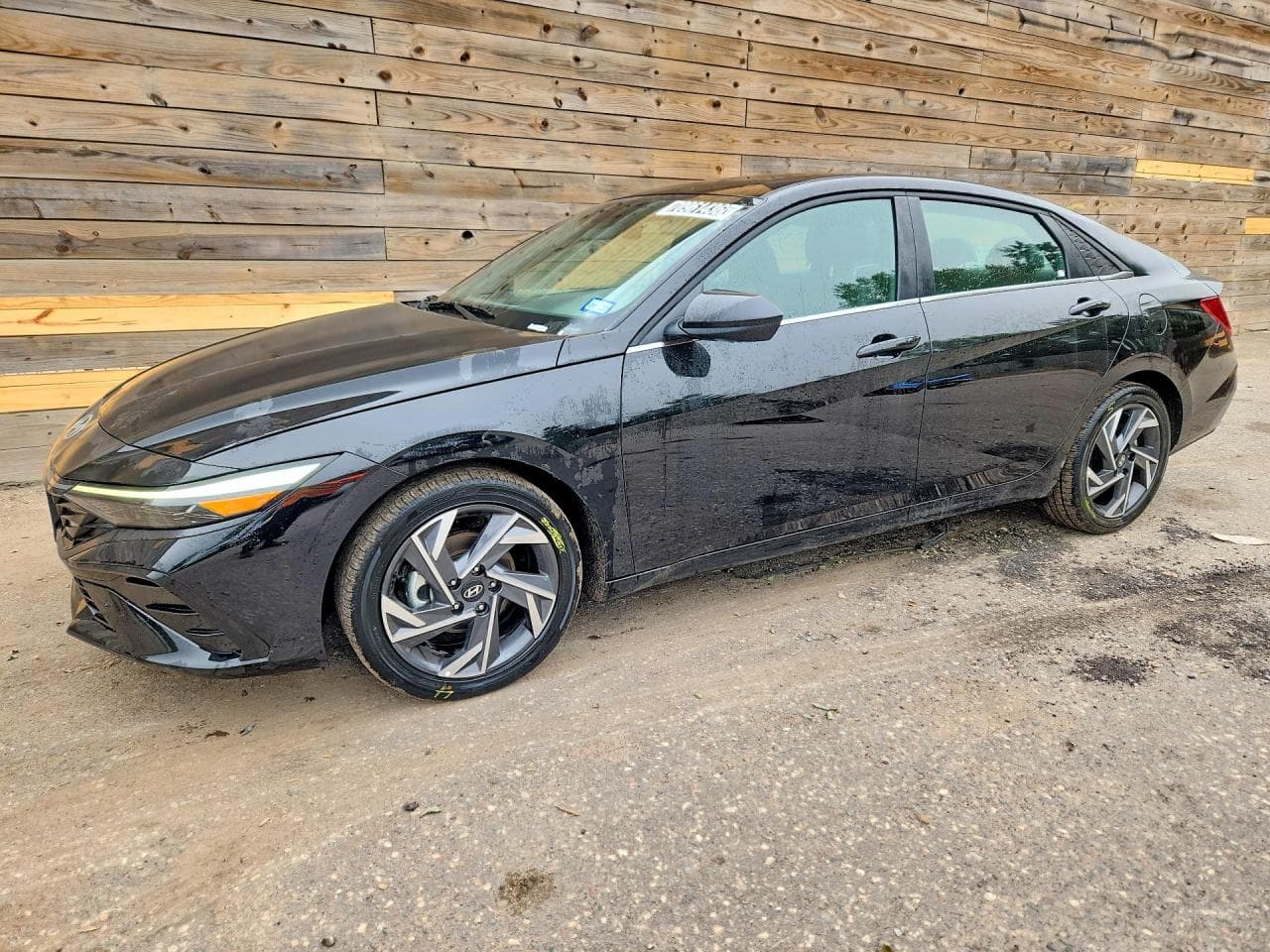 Hyundai Elantra 2025 z USA