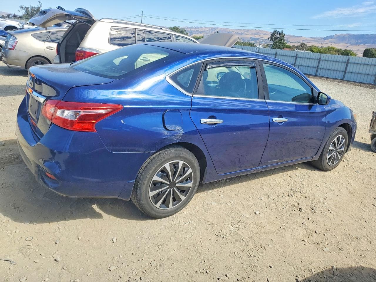 2017 Nissan Sentra S - foto 3