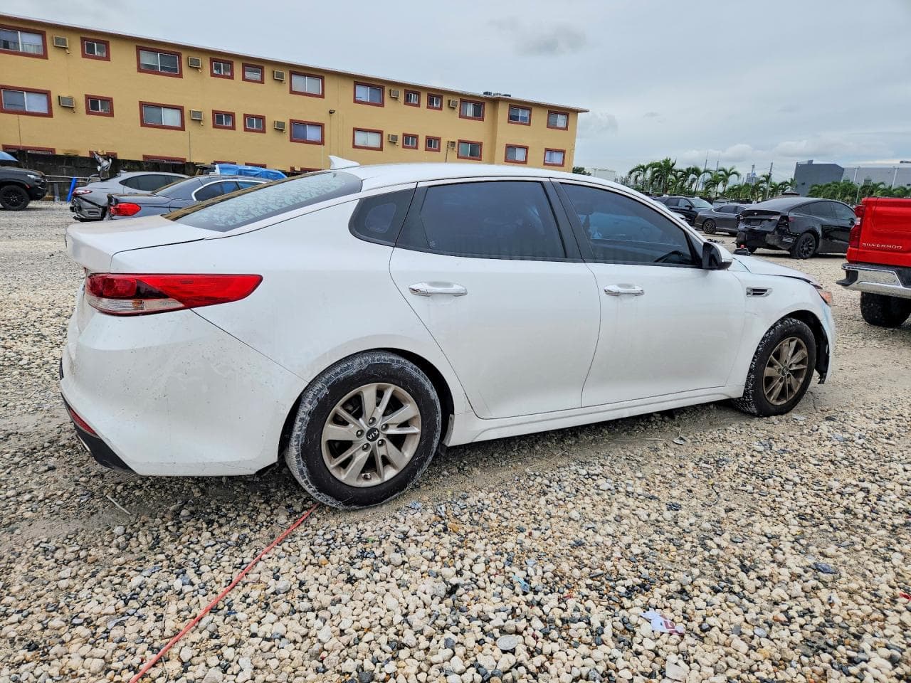 2017 Kia Optima Lx - foto 3