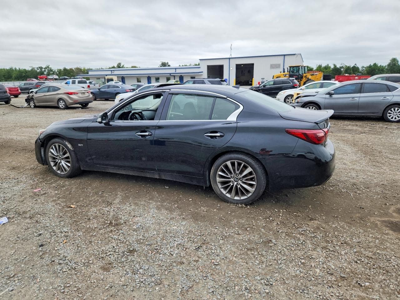 2018 Infiniti Q50 3.0T Luxe - foto 2