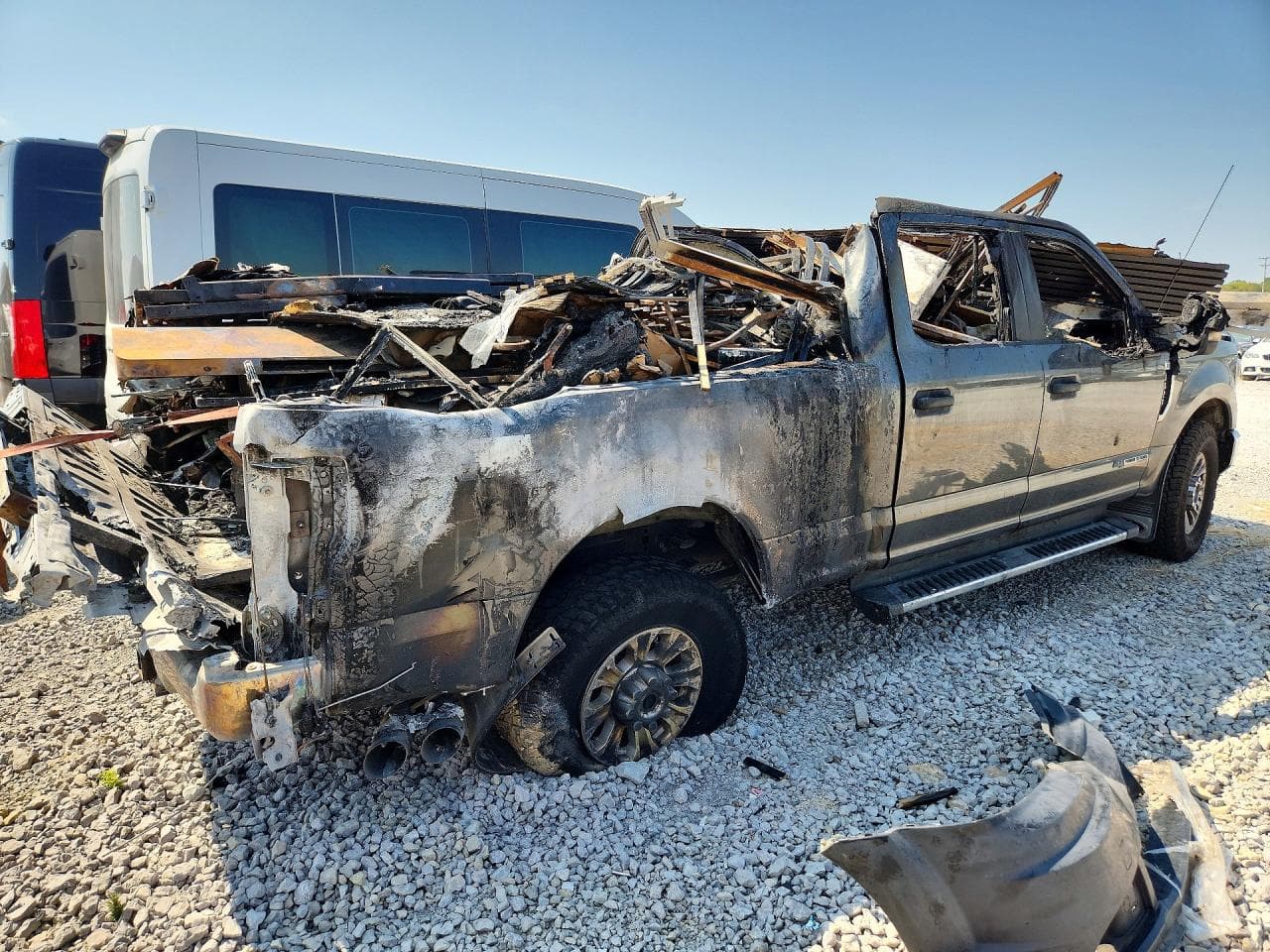 2020 Ford F250 Super Duty - foto 3
