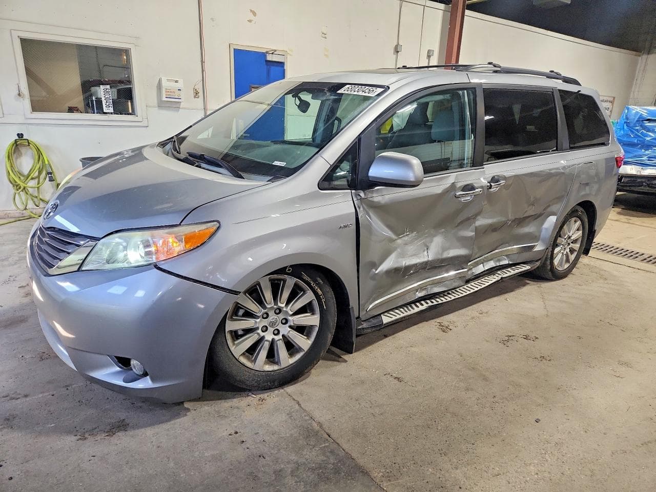 2016 Toyota Sienna Xle 7-Passenger