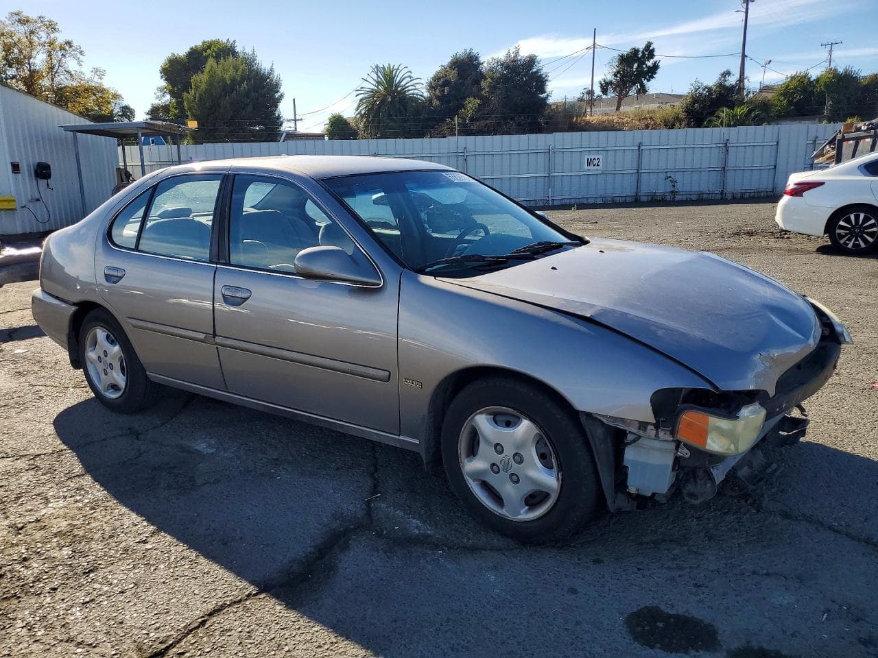2001 Nissan Altima Xe - foto 4