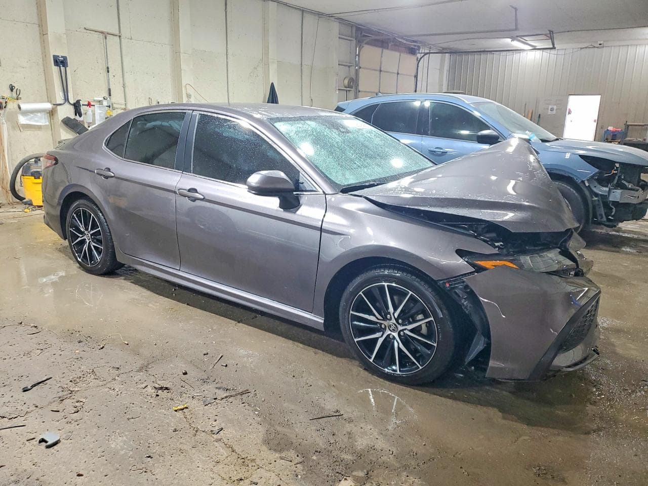 2021 Toyota Camry Se - foto 4