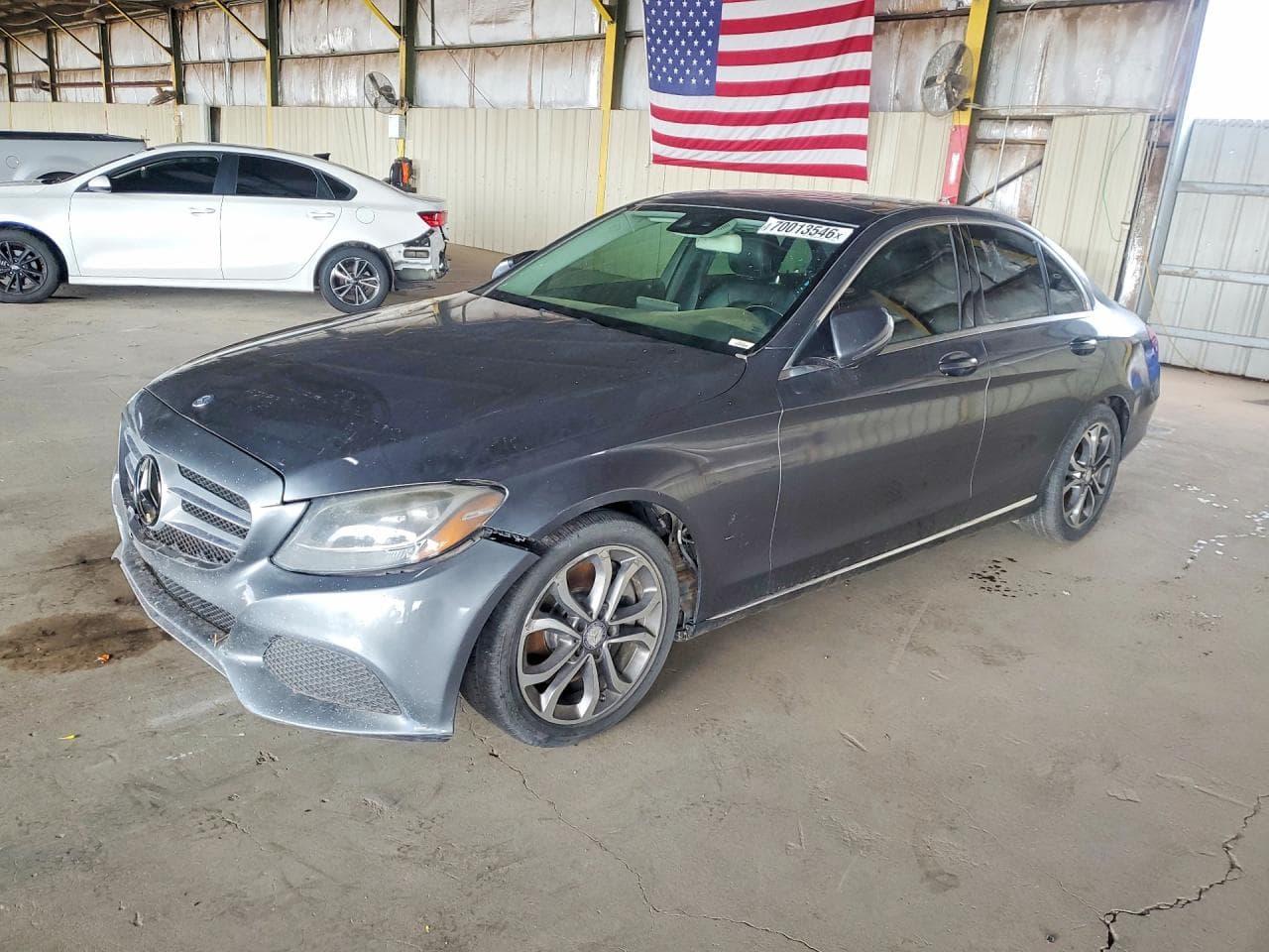 Mercedes-Benz C-klasse 2017 z USA