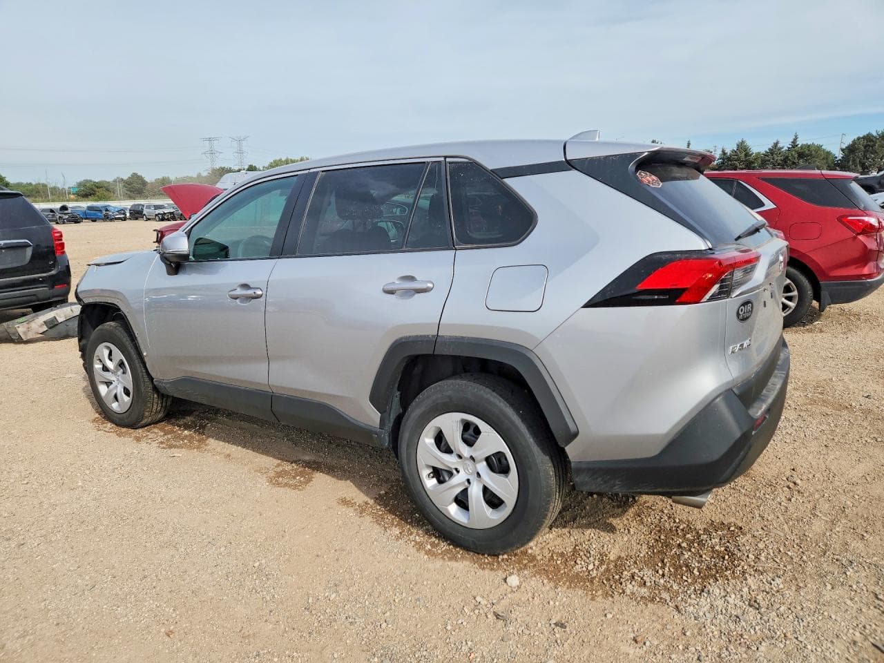 2024 Toyota Rav4 Le - foto 2