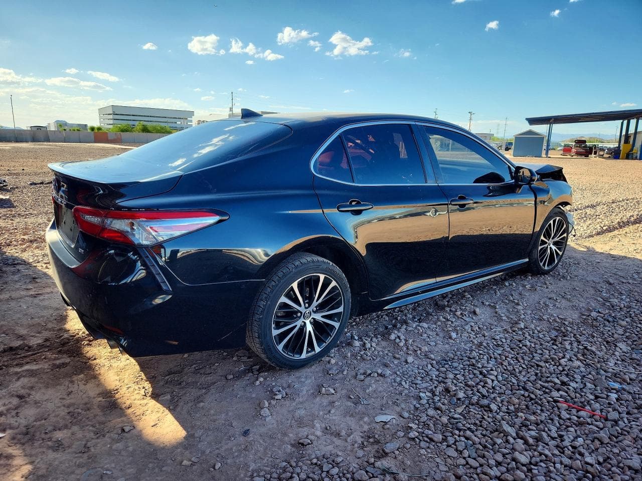 2019 Toyota Camry Se - foto 3