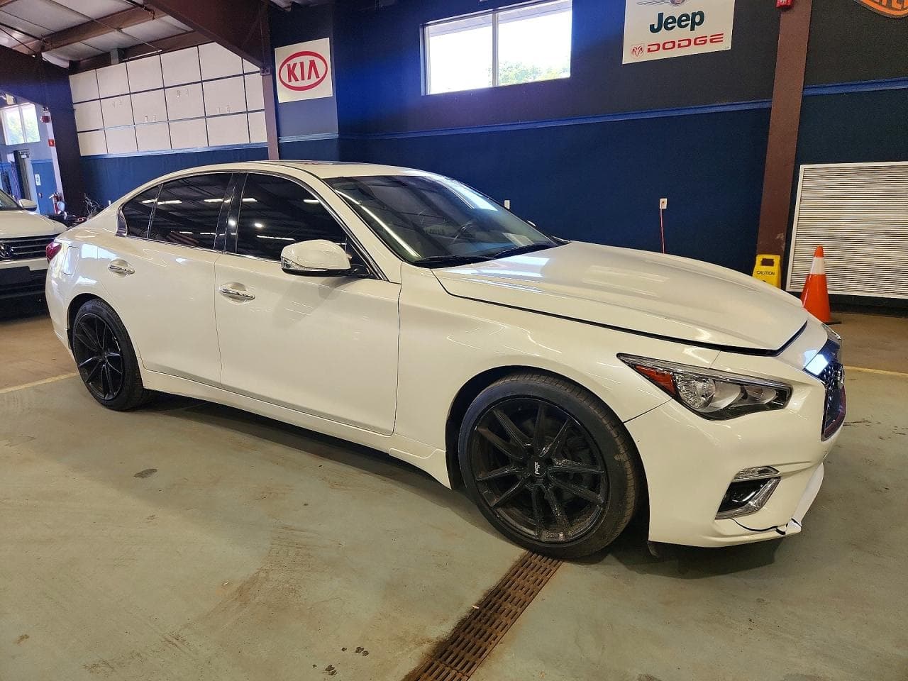 2018 Infiniti Q50 3.0T Luxe - foto 4