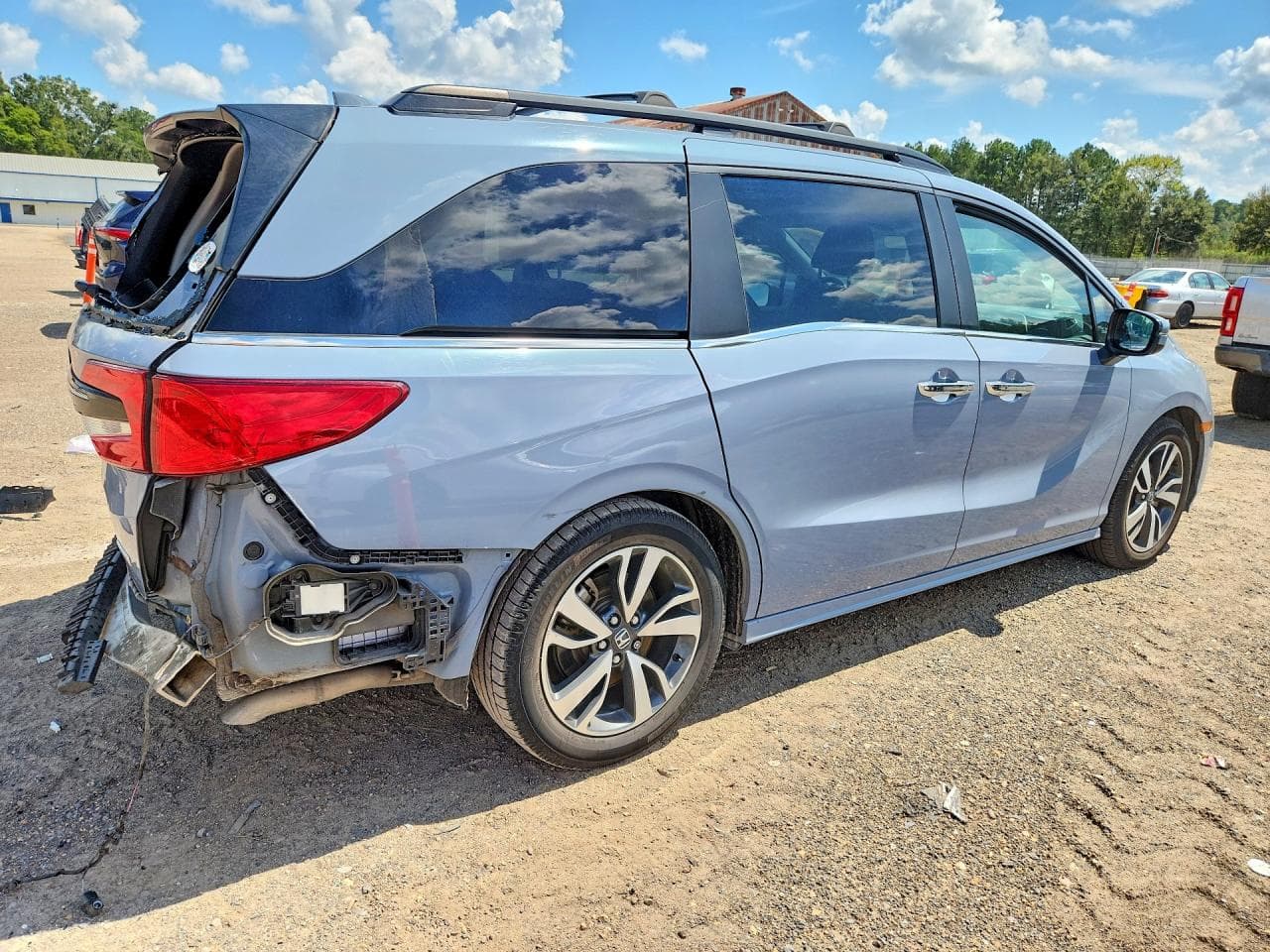 2023 Honda Odyssey Touring - foto 3
