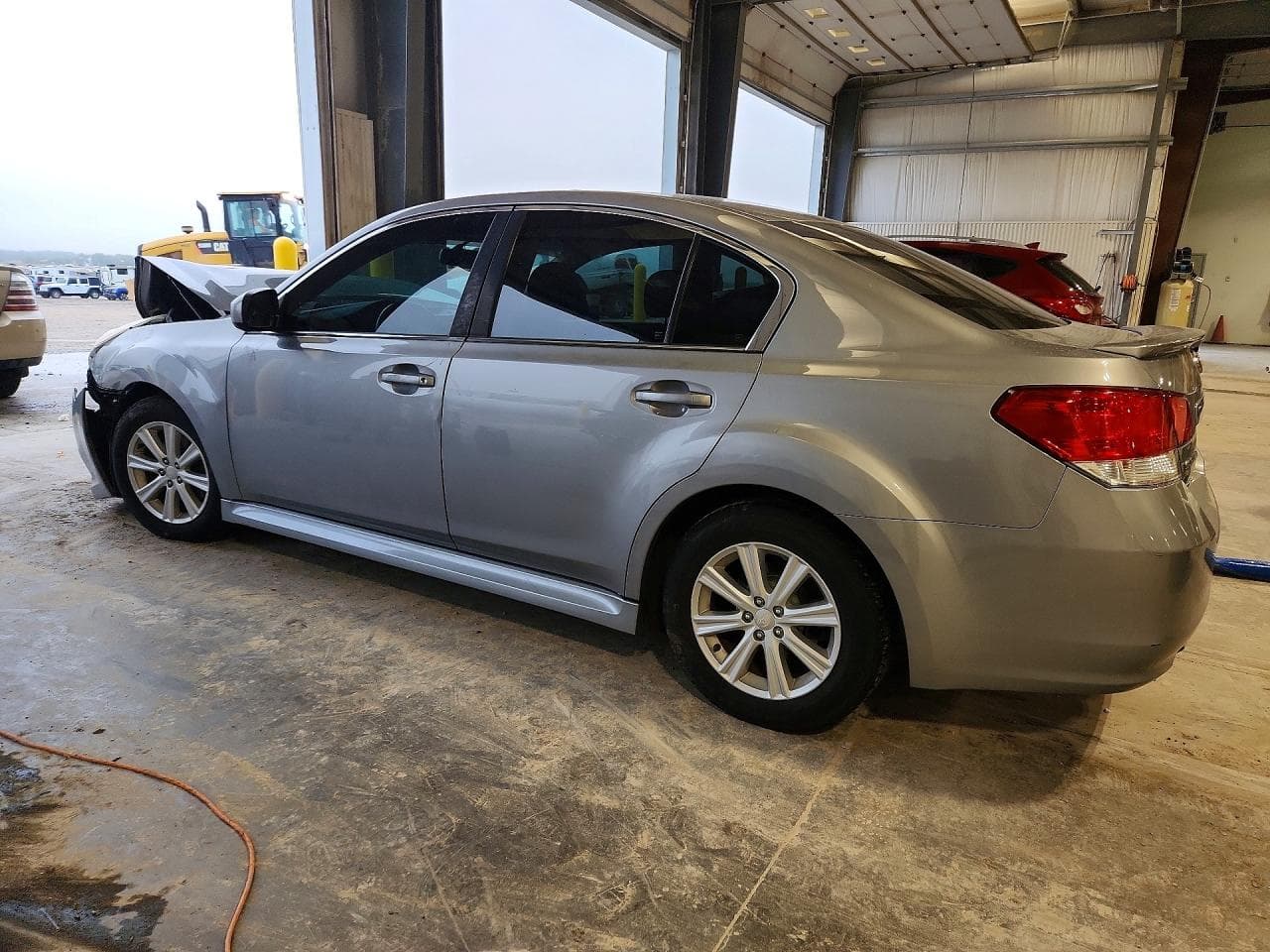 2011 Subaru Legacy 2.5I Premium - foto 2