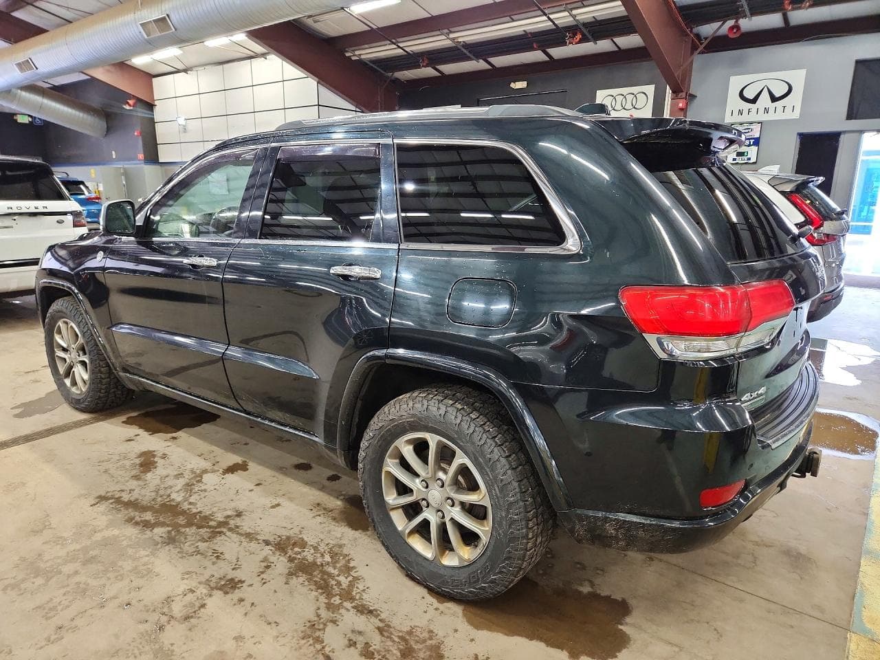 2014 Jeep Grand Cherokee Overland - foto 2