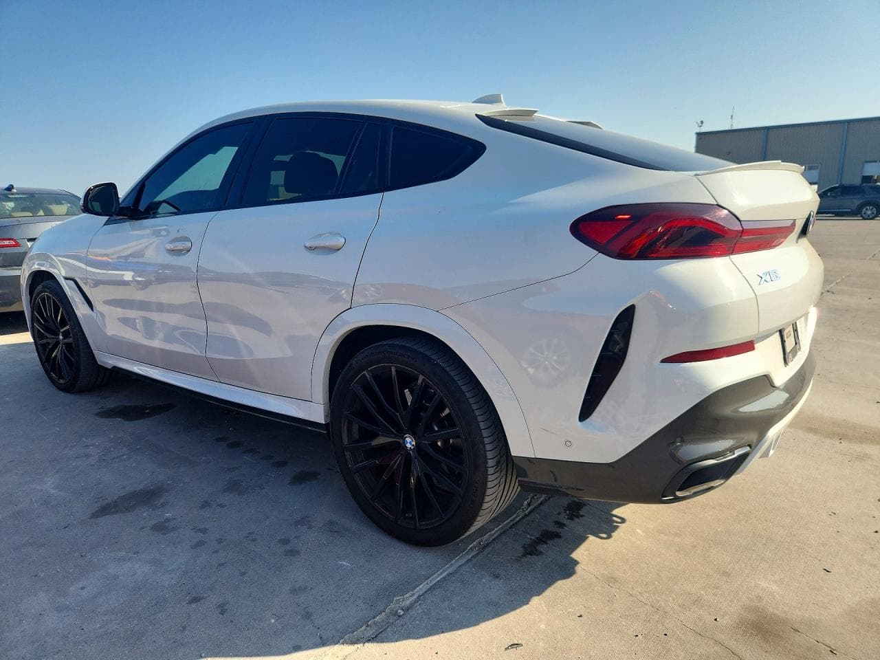 2021 BMW X6 xDrive40I - foto 2