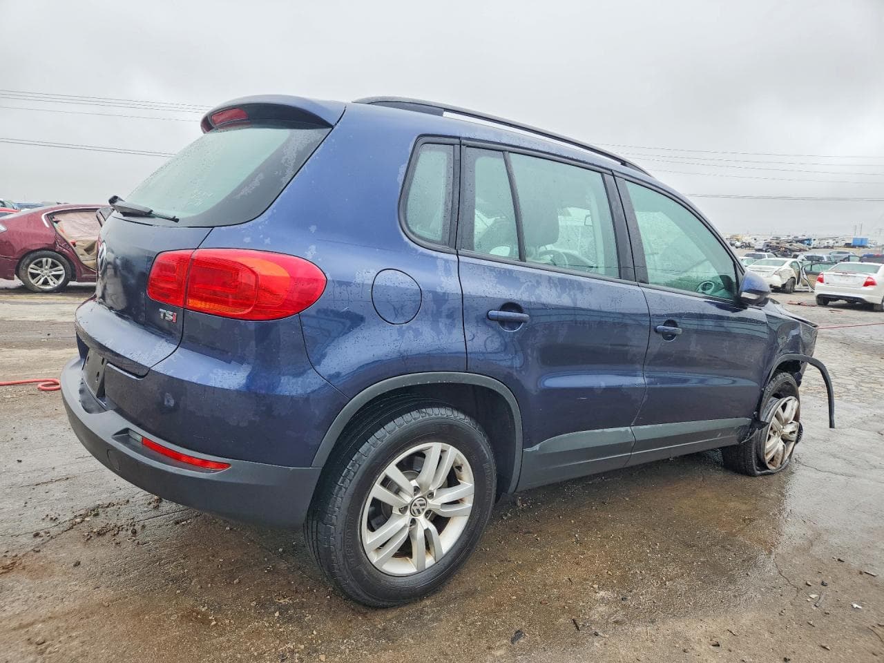 2016 Volkswagen Tiguan S - foto 3