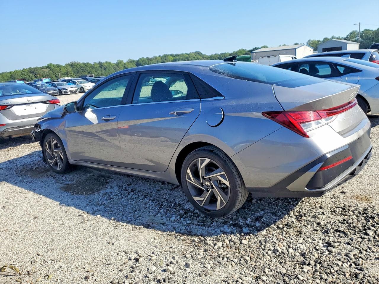 2025 Hyundai Elantra Sel - foto 2