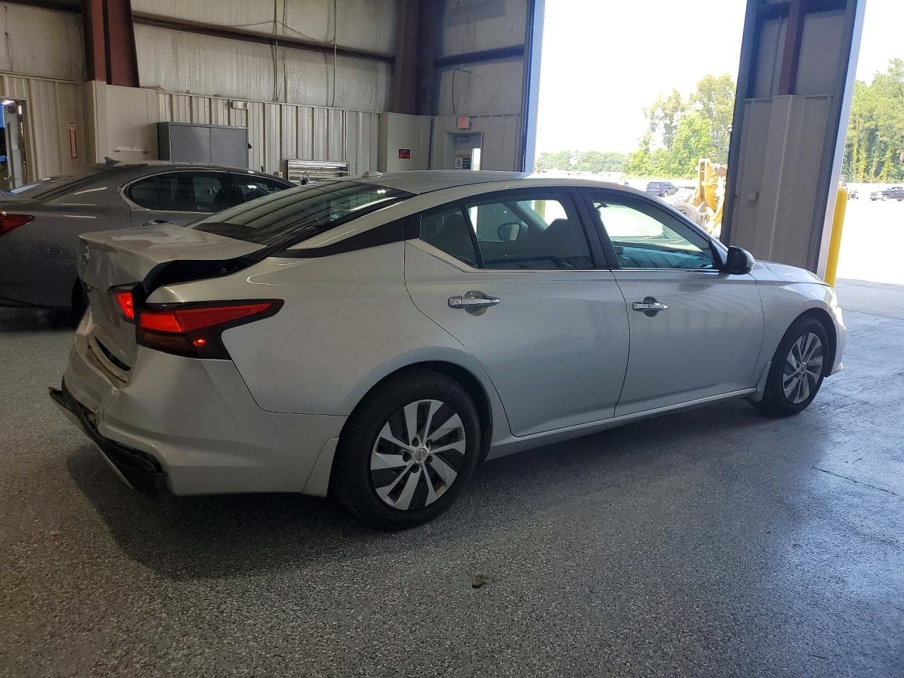 2019 Nissan Altima S - foto 3