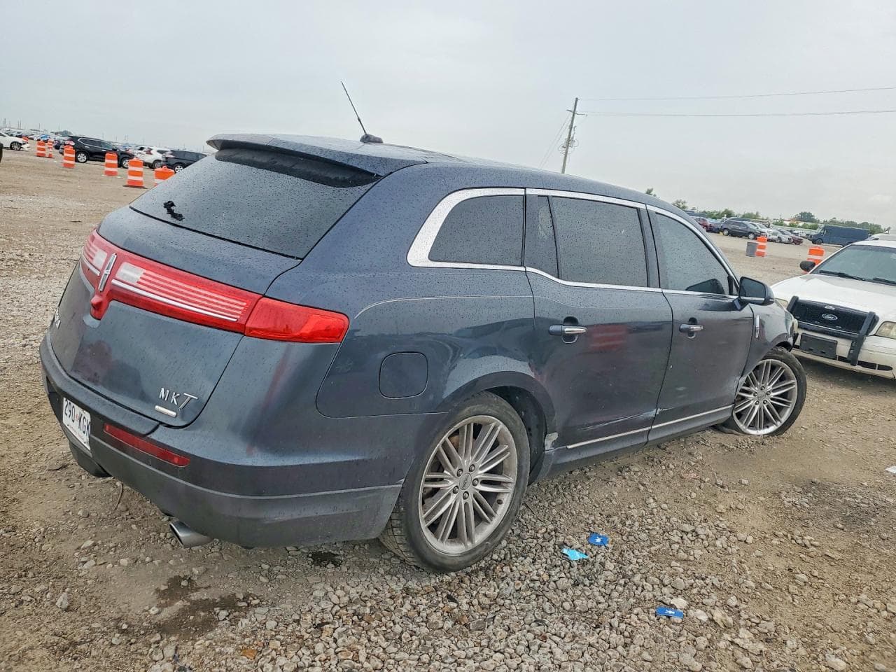 2013 Lincoln Mkt - foto 3