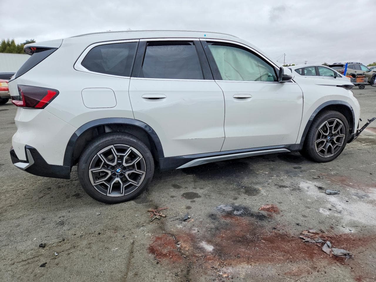 2025 BMW X1 xDrive2 - foto 3