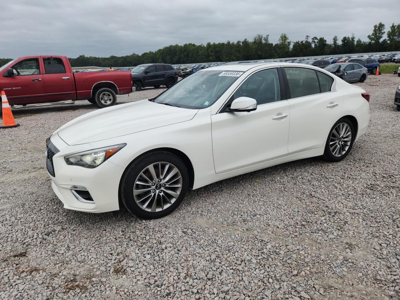 Infiniti Q50 2021 z USA