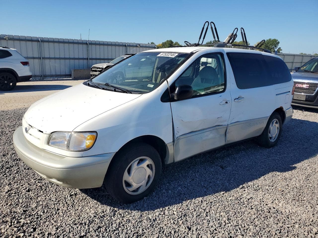 2000 Toyota Sienna Xle