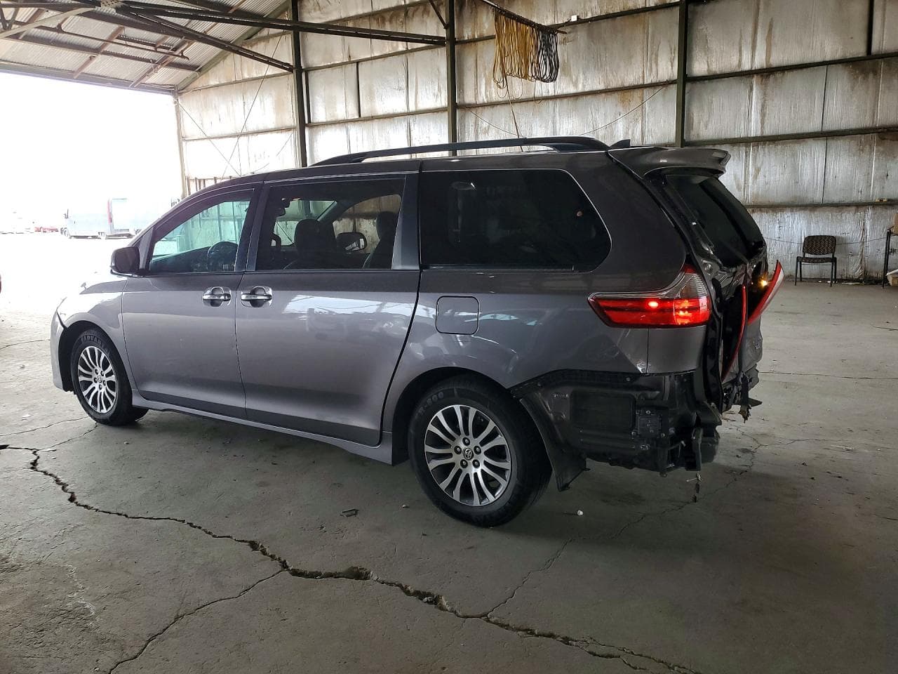 2020 Toyota Sienna Xle 8-Passenger - foto 2