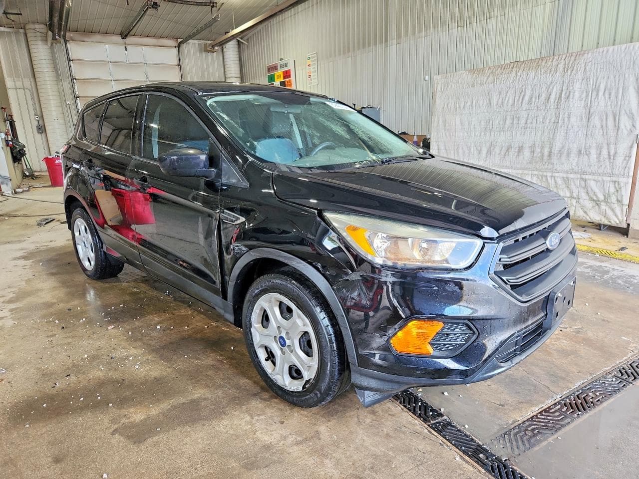 2017 Ford Escape S - foto 4