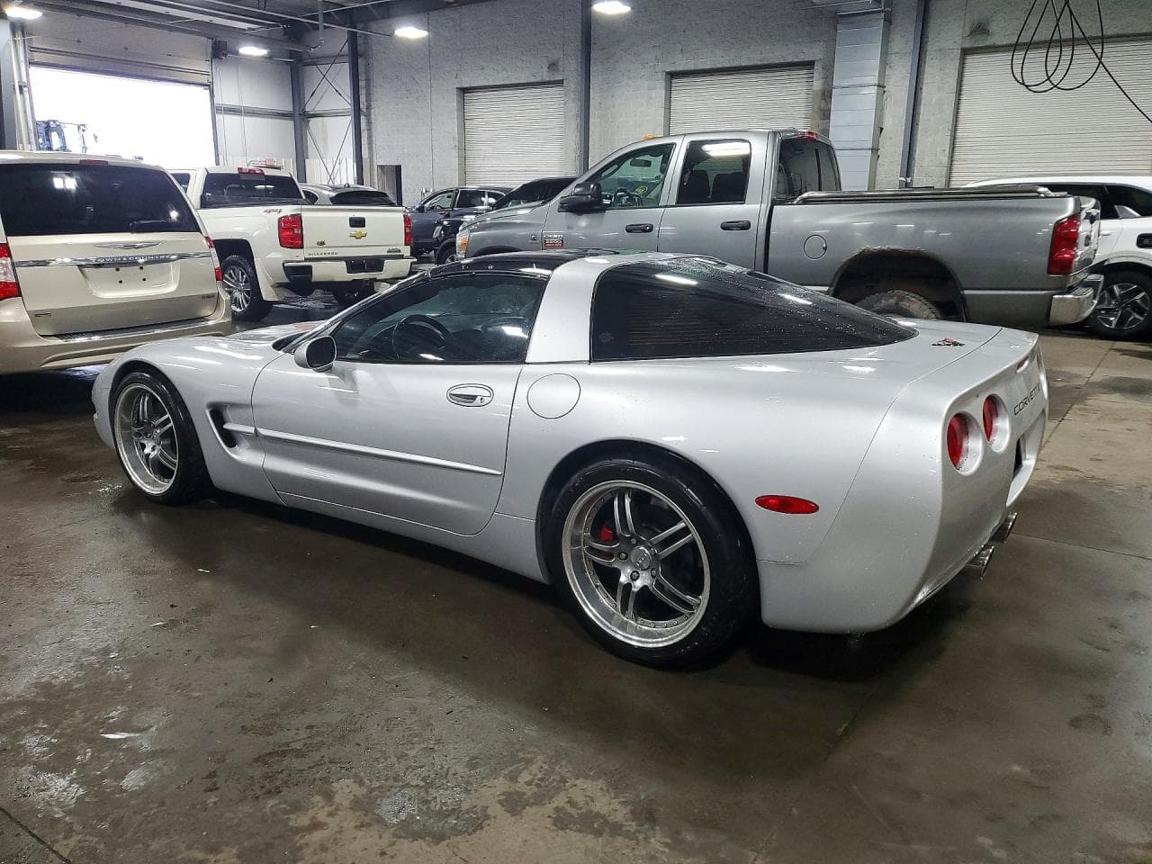 2001 Chevrolet Corvette - foto 2