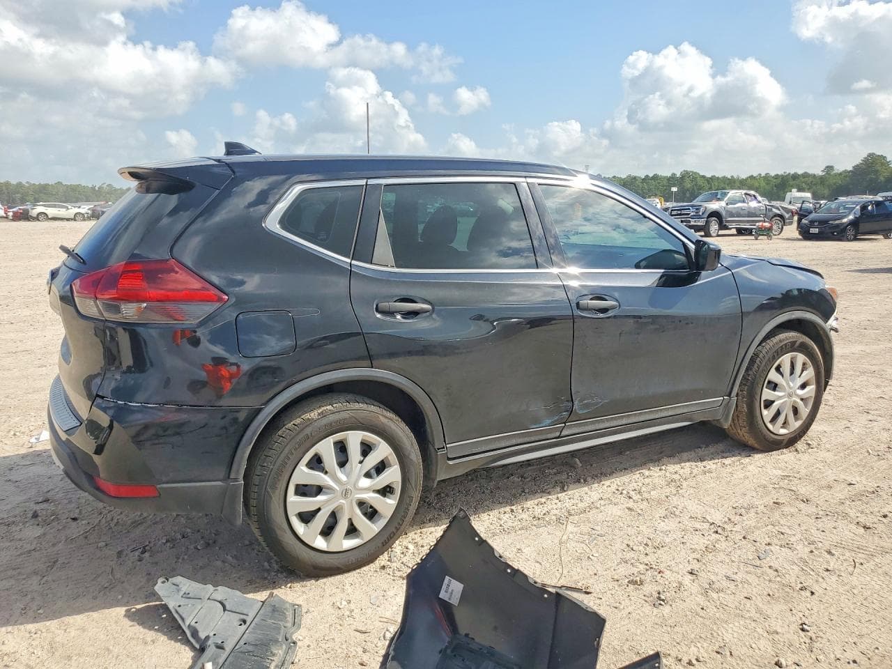 2020 Nissan Rogue S - foto 3