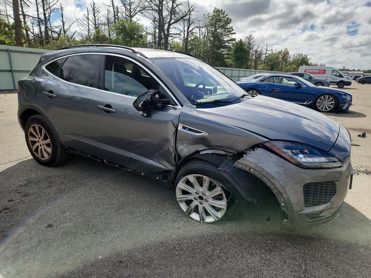 2019 Jaguar E-Pace S - foto 4