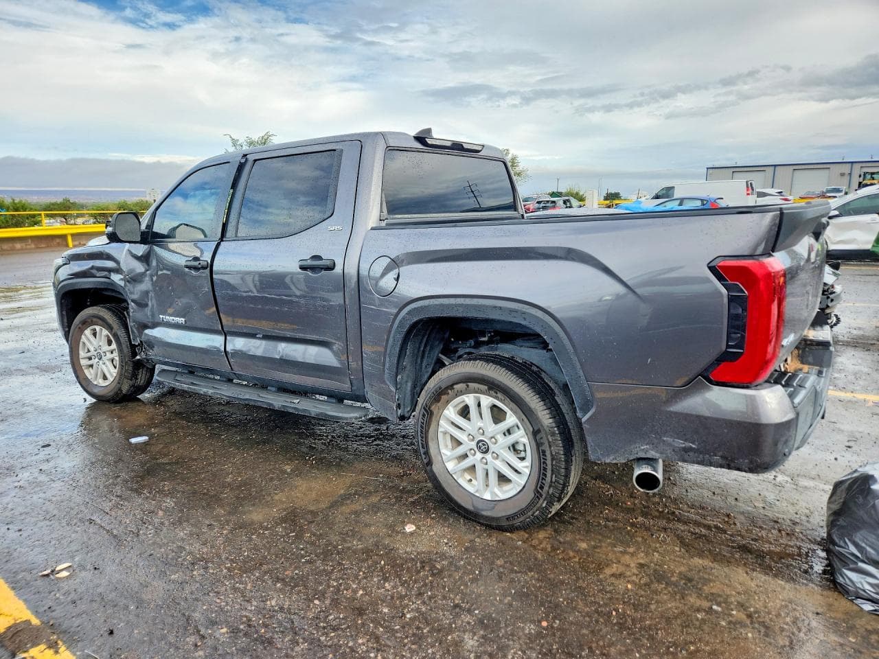 2024 Toyota Tundra Sr5 - foto 2