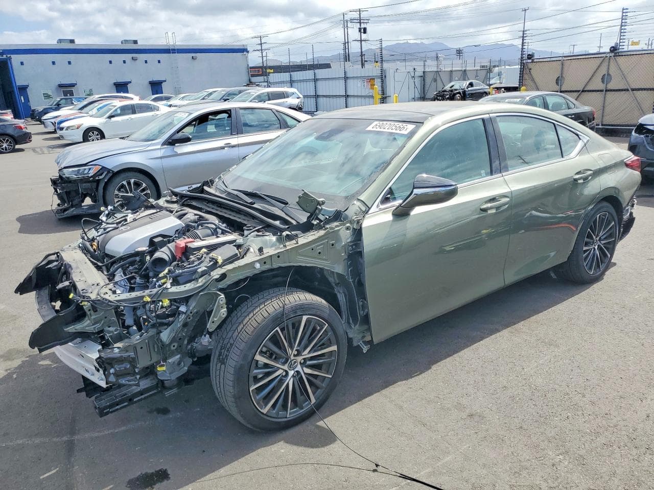 Lexus ES 2025 z USA