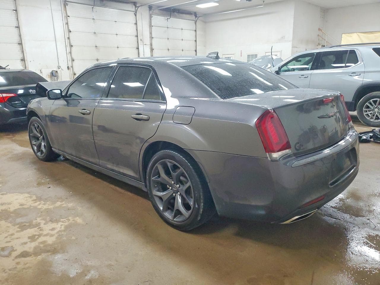 2023 Chrysler 300 S - foto 2