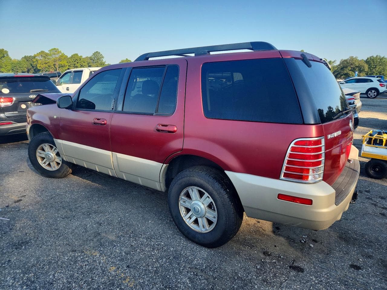 2005 Mercury Mountaineer - foto 2
