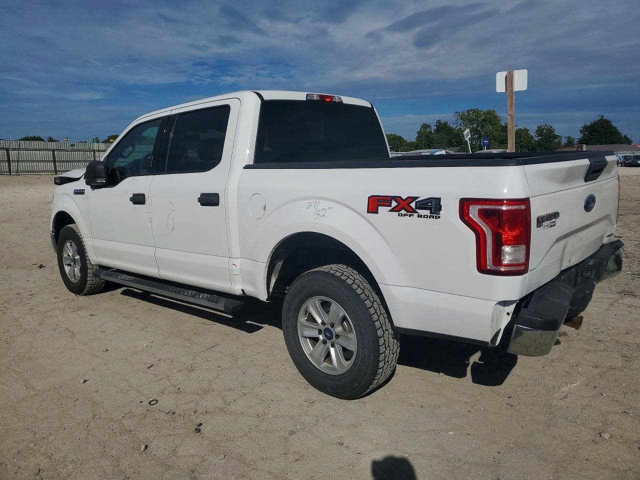 2016 Ford F150 Supercrew - foto 2