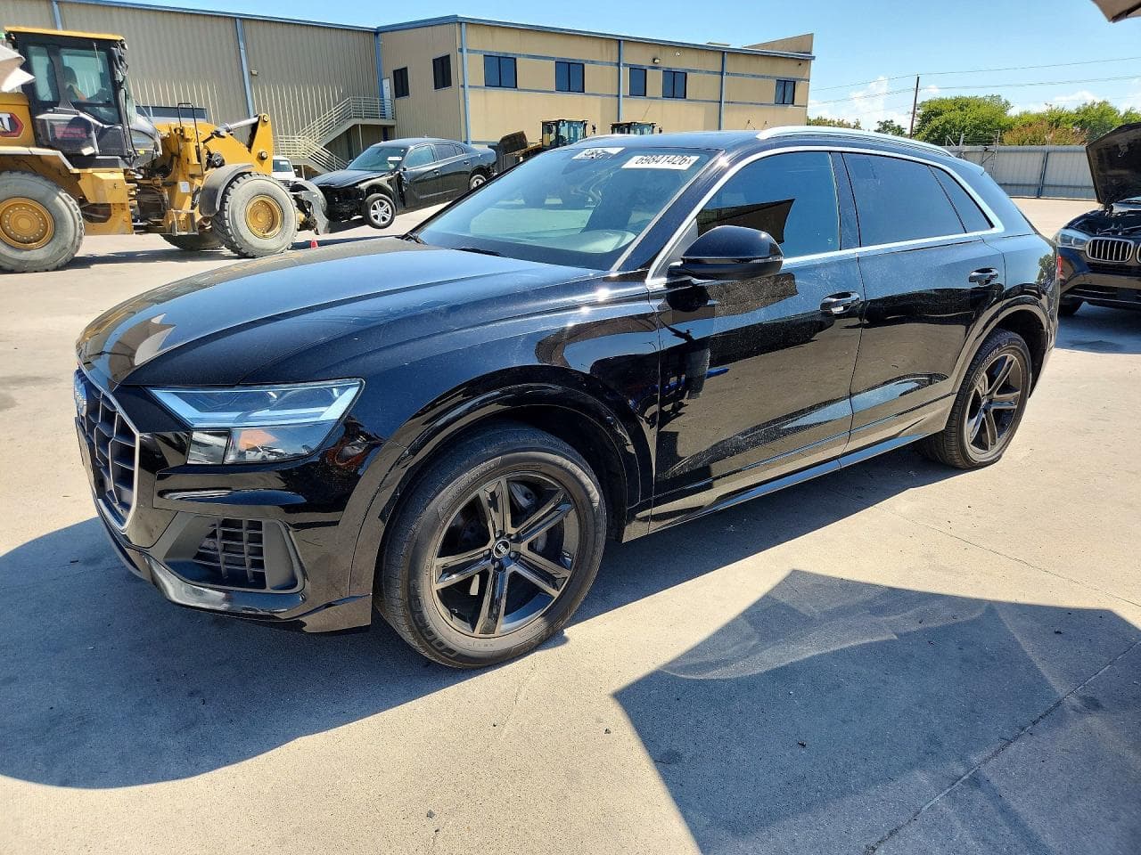2019 Audi Q8 Premium