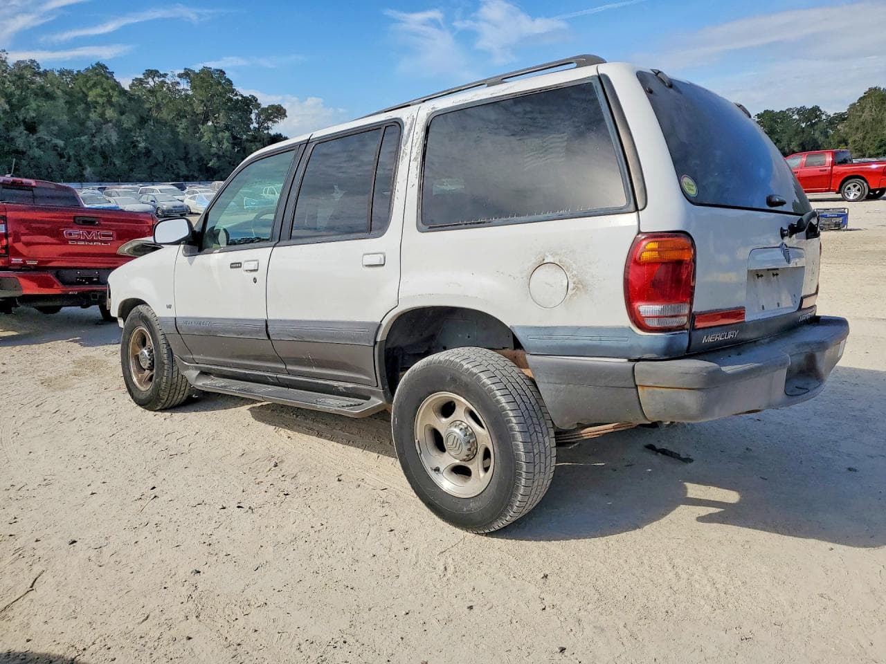 2001 Mercury Mountaineer - foto 2