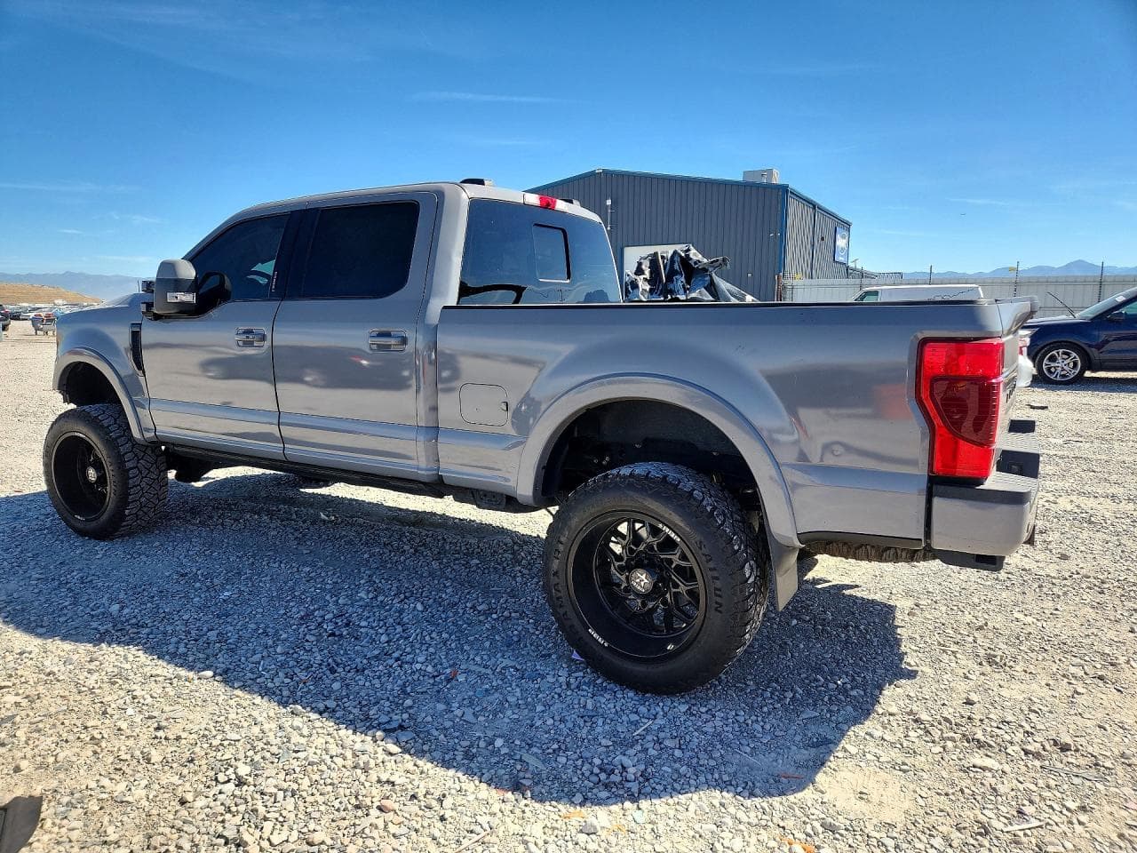 2022 Ford F350 Super Duty - foto 2