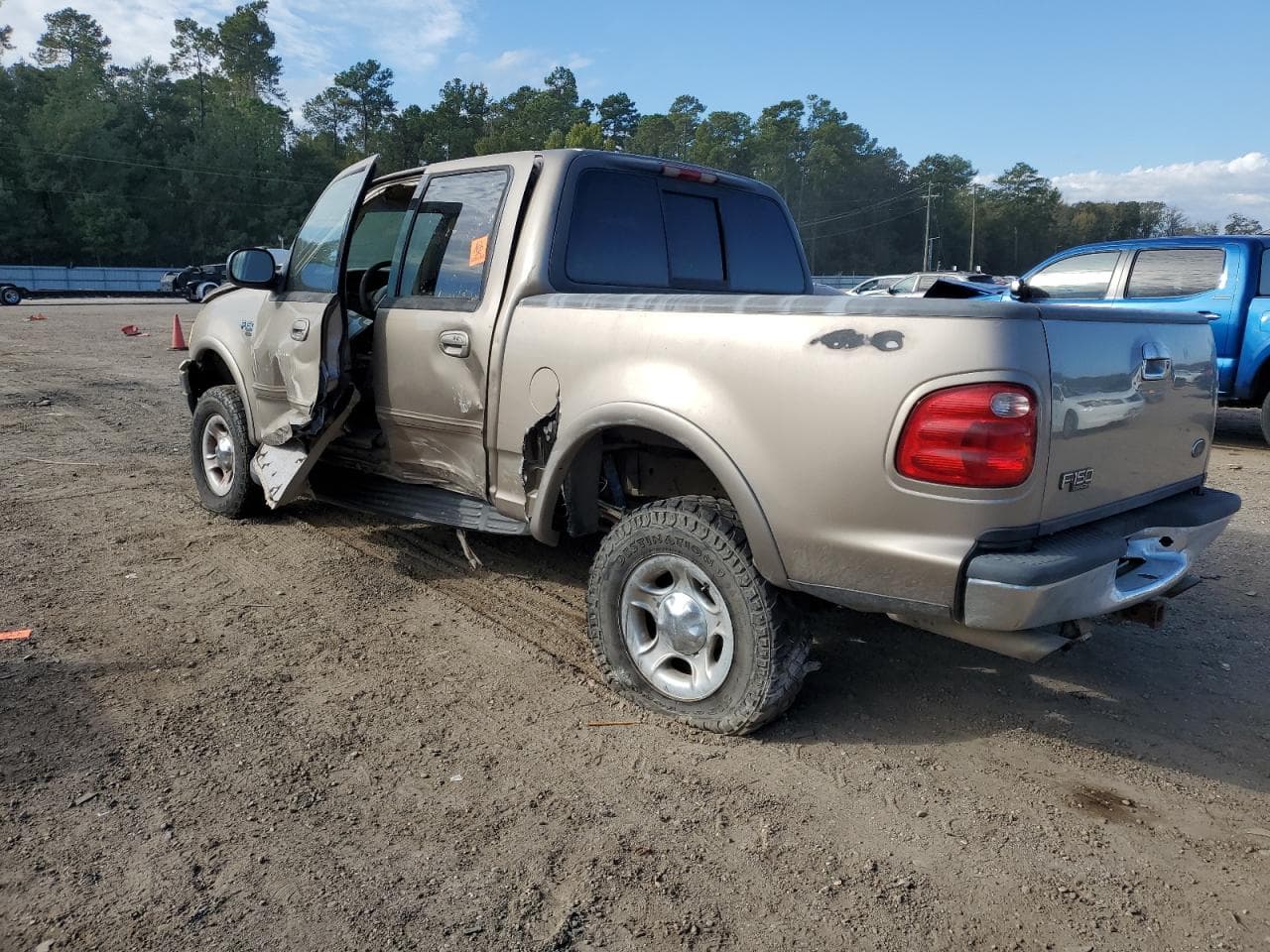 2001 Ford F150 Supercrew - foto 2