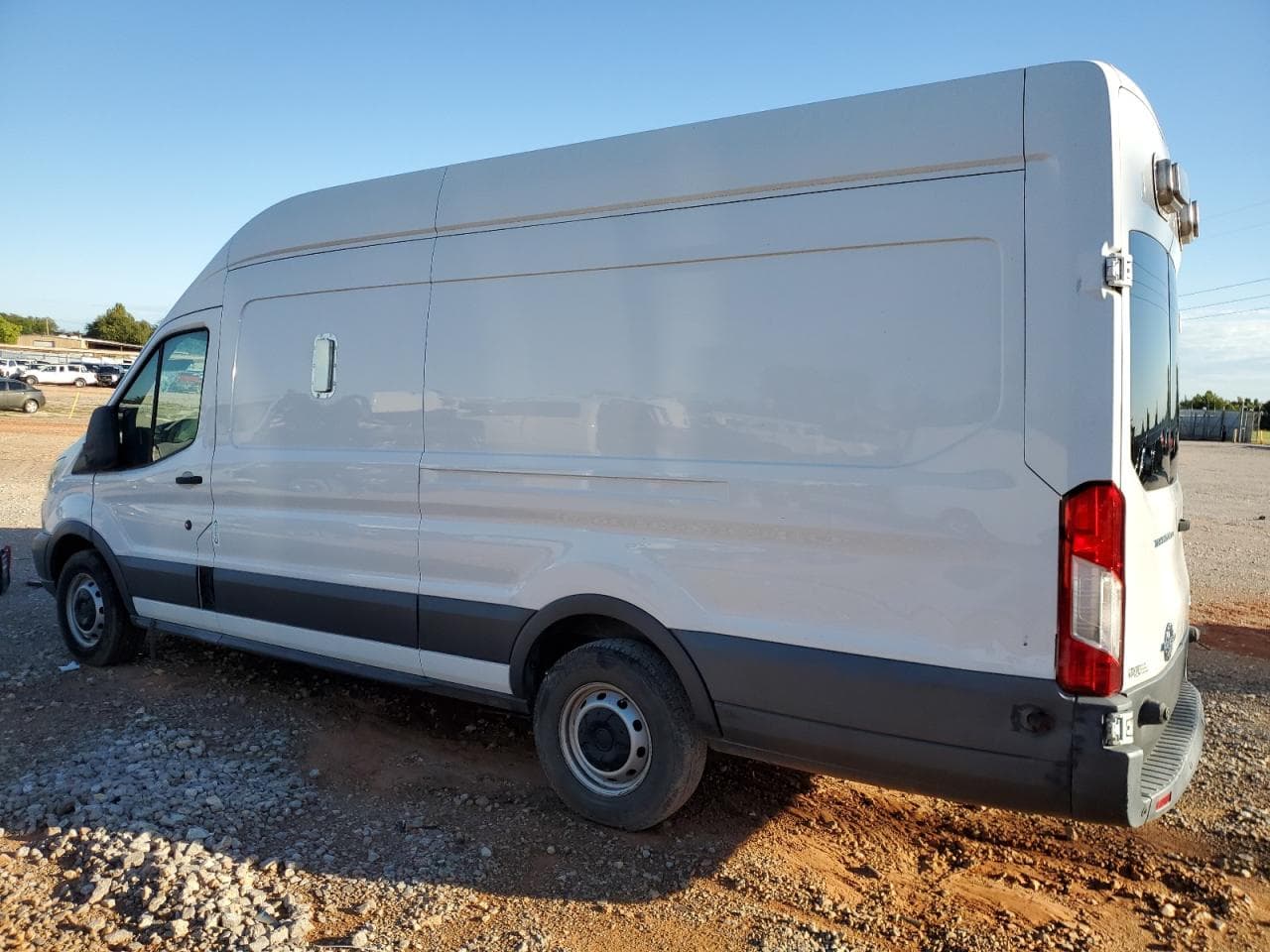 2015 Ford Transit T-350 - foto 2