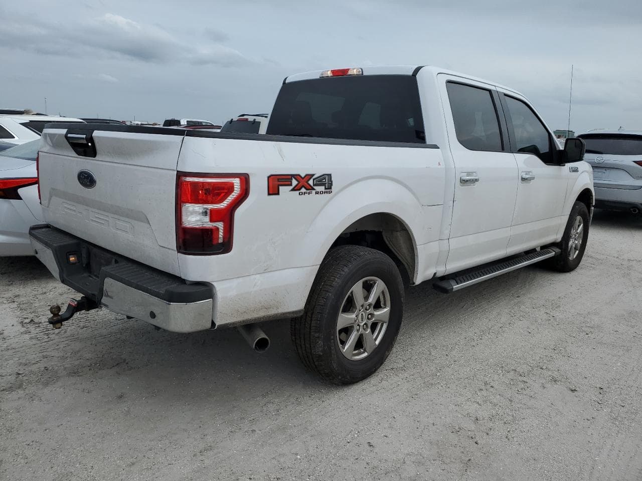 2020 Ford F150 Supercrew - foto 3