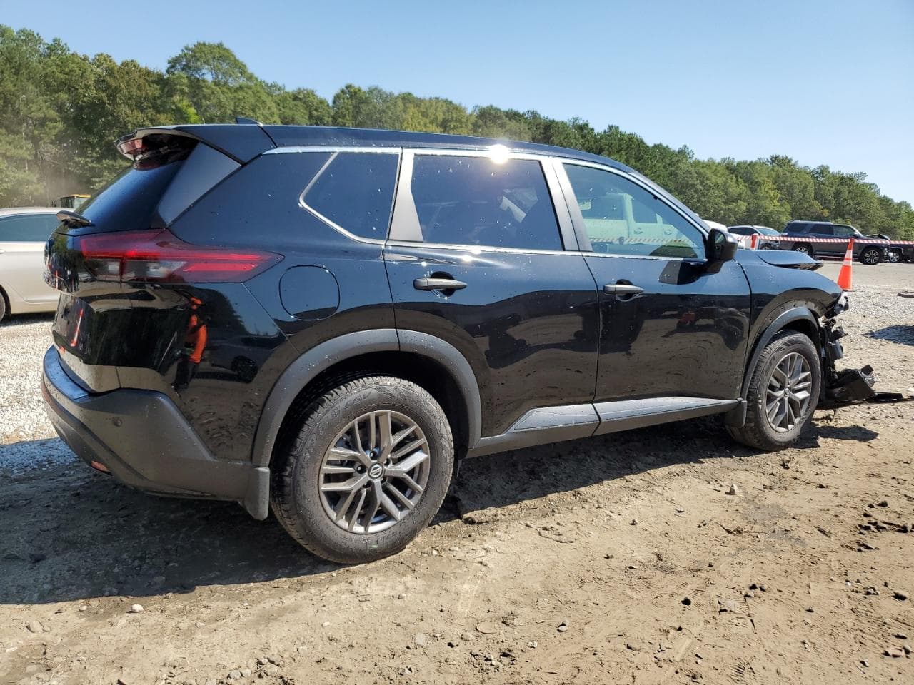 2021 Nissan Rogue S - foto 3