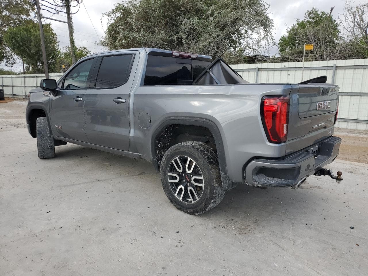 2022 GMC Sierra Limited K1500 At4 - foto 2