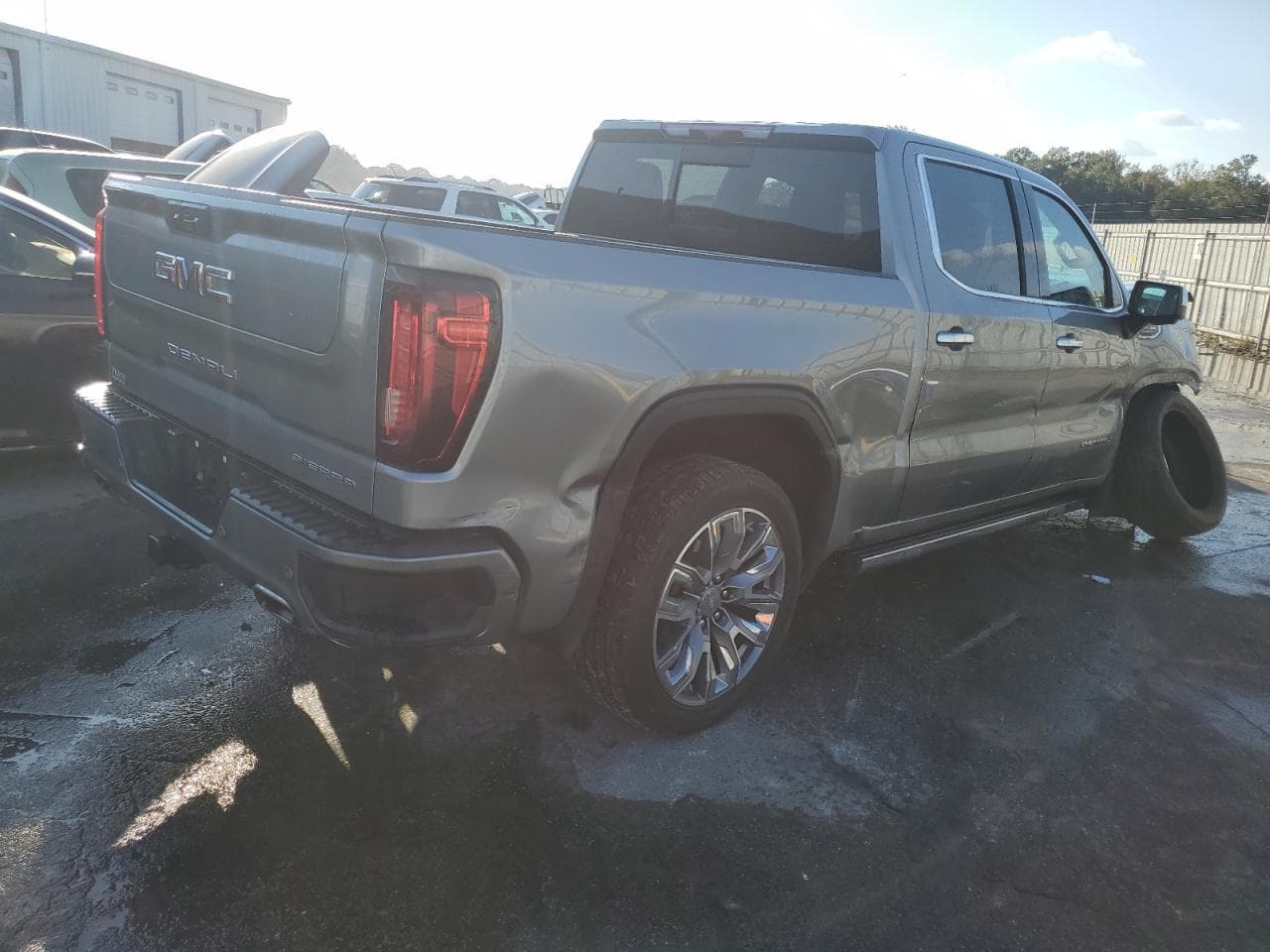 2023 GMC Sierra K1500 Denali - foto 3