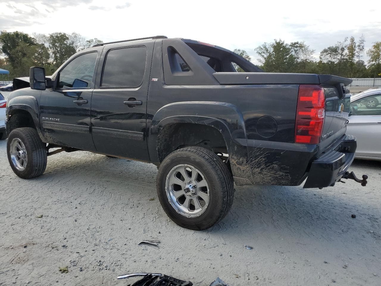2012 Chevrolet Avalanche Lt - foto 2