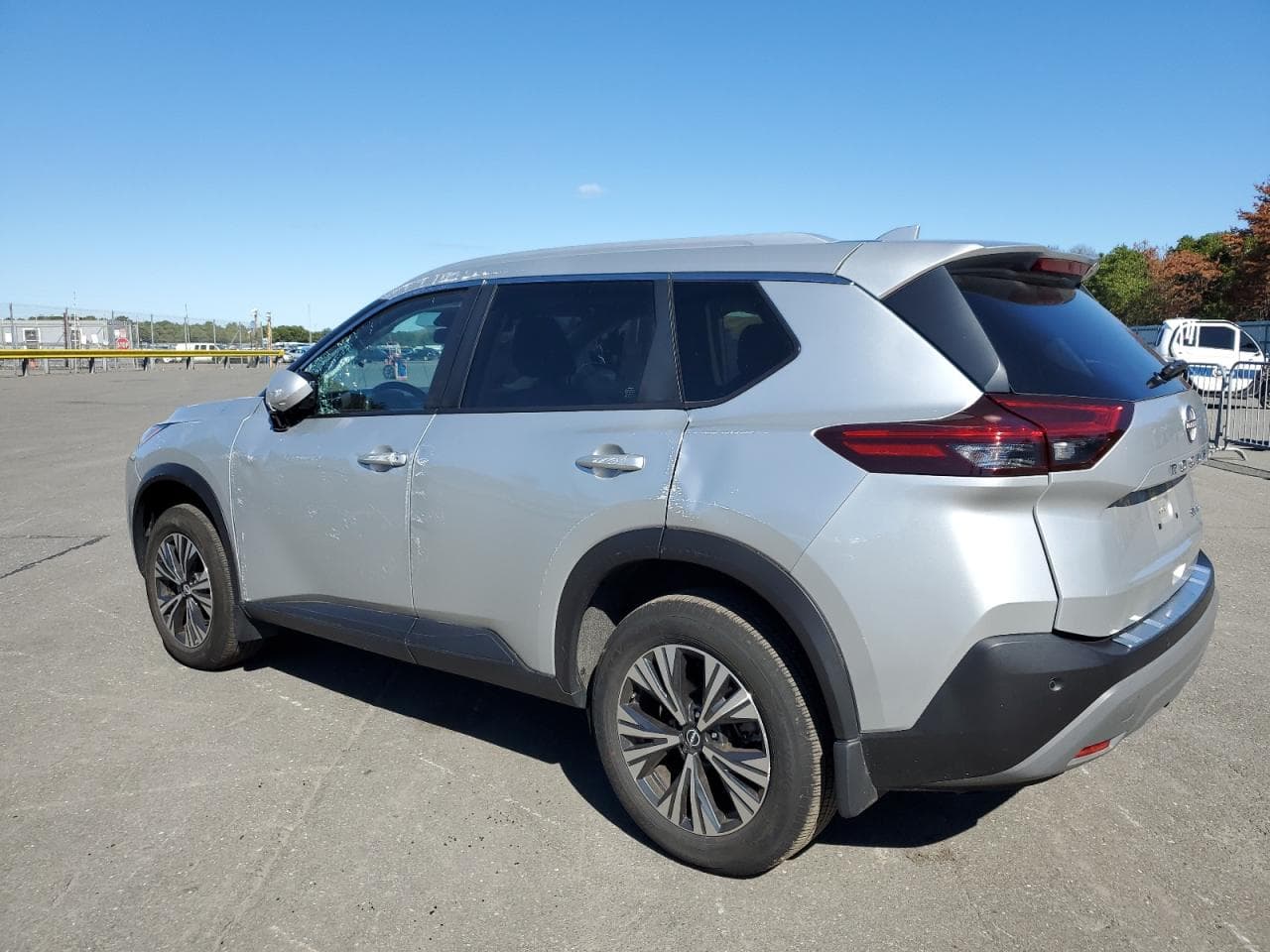 2023 Nissan Rogue Sv - foto 2