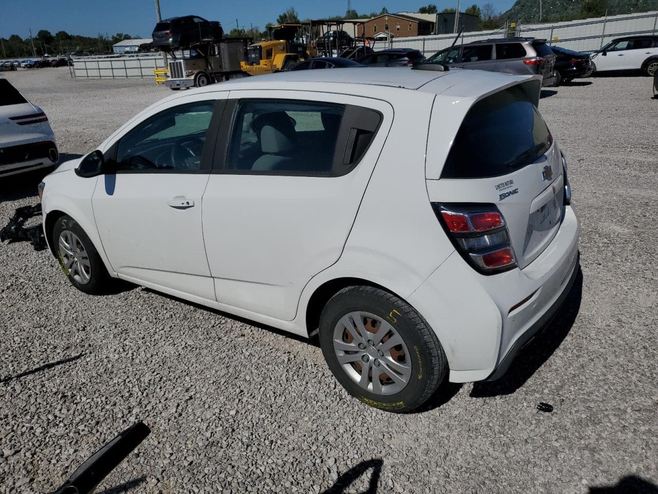 2020 Chevrolet Sonic - foto 2