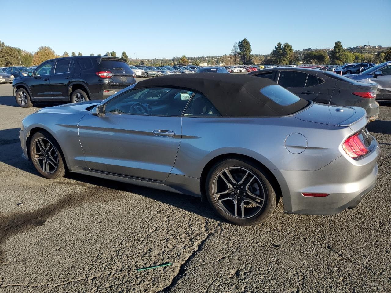 2022 Ford Mustang - foto 2