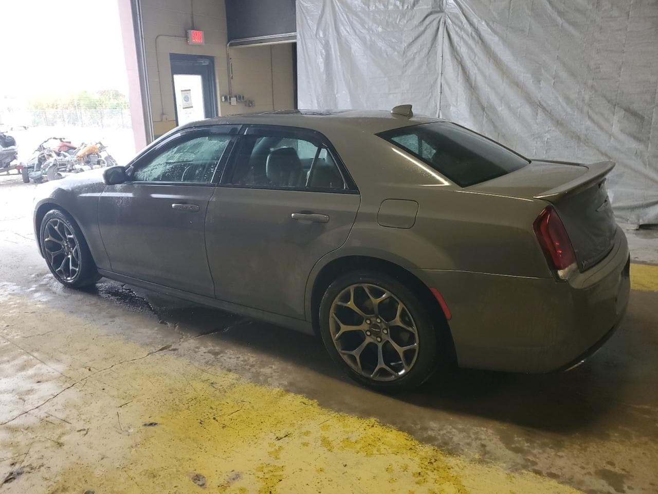 2017 Chrysler 300 S - foto 2