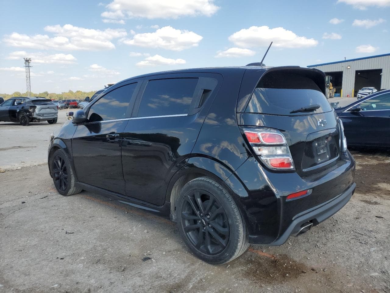 2019 Chevrolet Sonic Premier - foto 2