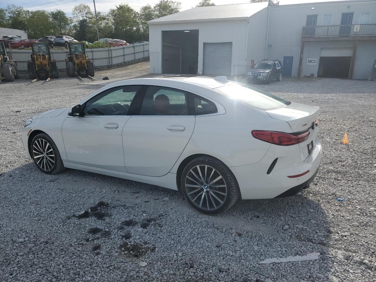 2021 BMW 228Xi - foto 2