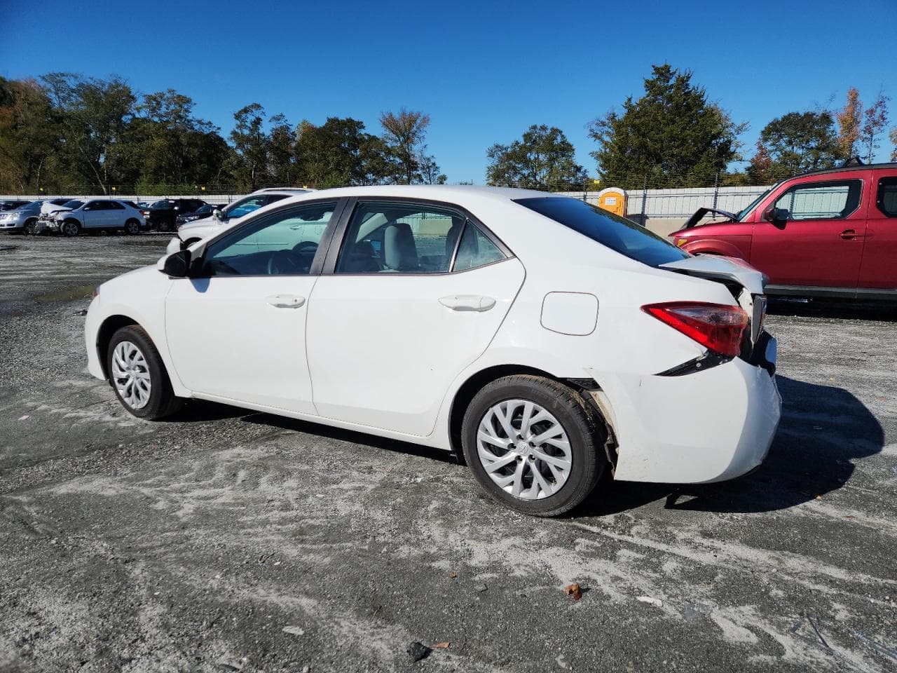 2018 Toyota Corolla L - foto 2